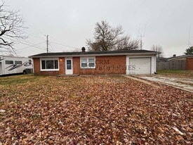 811 Miami Blvd in Kokomo, IN - Building Photo