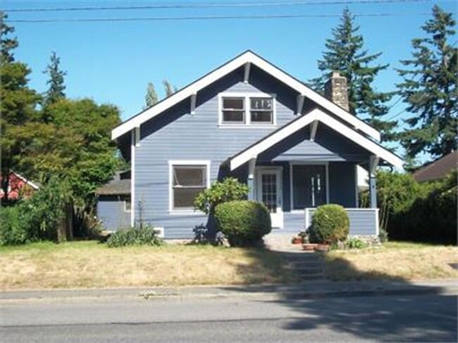 property at 3008 Meridian St