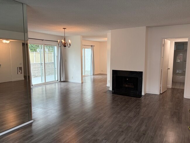 2346 Kerwood Ave, Unit #1