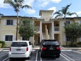 2615 NE 4th St, Unit 204 in Homestead, FL - Building Photo