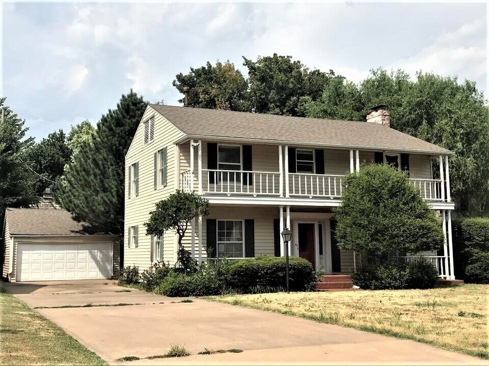 1312 W Wabash Ave in Enid, OK - Building Photo