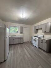 6503 Clifford St in Pittsburgh, PA - Building Photo - Building Photo