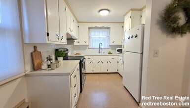 18 Cresthill Rd in Boston, MA - Building Photo - Building Photo