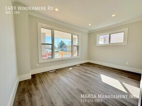 1489 Windermere Rd in Windsor, ON - Building Photo - Building Photo