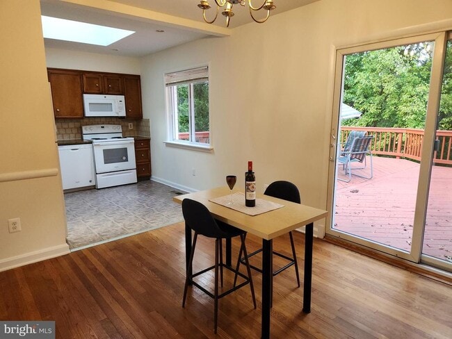 3300 Potterton Dr in Falls Church, VA - Building Photo - Building Photo