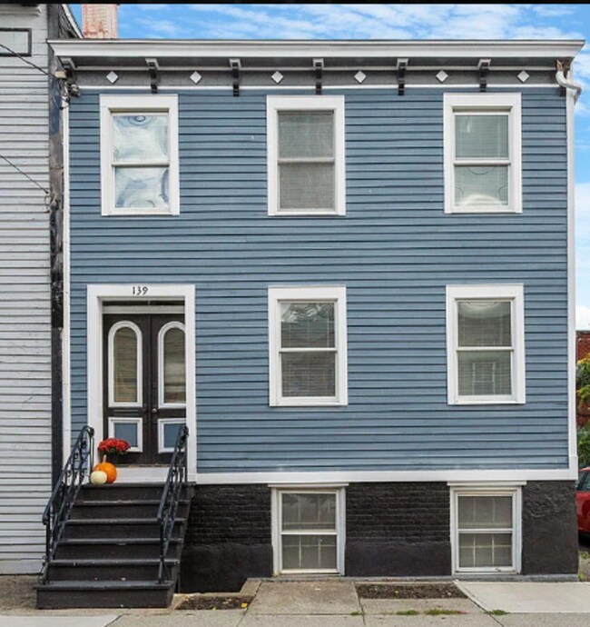 139 Jefferson St in Albany, NY - Building Photo - Building Photo