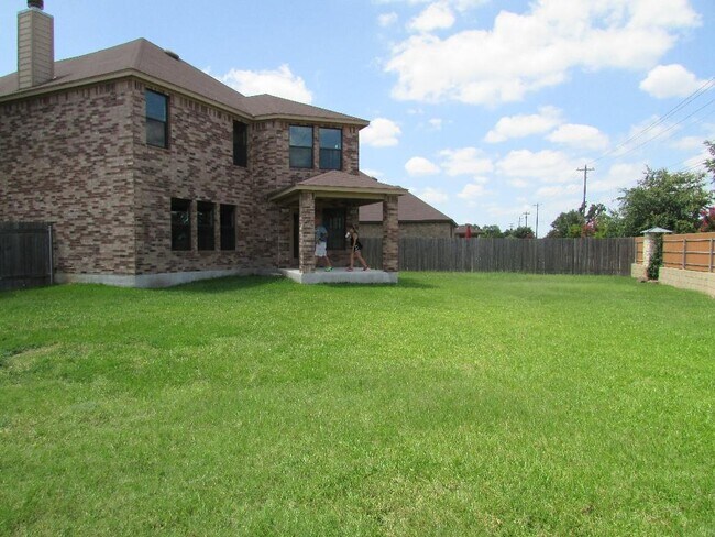 304 Gold Star Dr in Cedar Park, TX - Building Photo - Building Photo