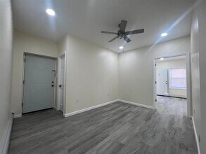 34 Giles Ave in Jersey City, NJ - Building Photo - Building Photo