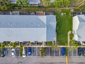 6230 Riverwalk Ln in Jupiter, FL - Building Photo - Building Photo