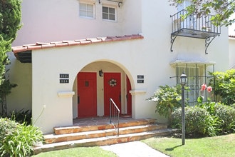 224-226 1/2 S Spalding Dr in Beverly Hills, CA - Building Photo - Building Photo