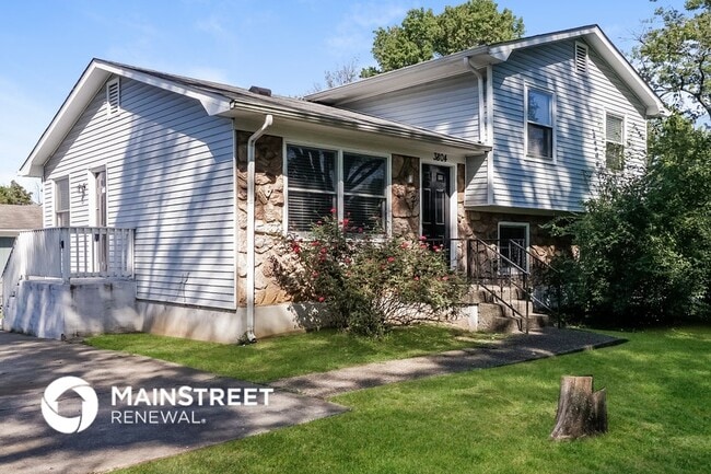 3804 Breckenridge Ln in Louisville, KY - Foto de edificio - Building Photo