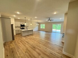 4639 Pierce Dr in Manhattan, KS - Building Photo