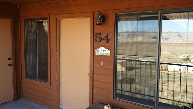 1054 Tower Butte Dr in Page, AZ - Building Photo - Building Photo