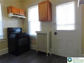 300 S 9th St in Lehighton, PA - Foto de edificio - Building Photo
