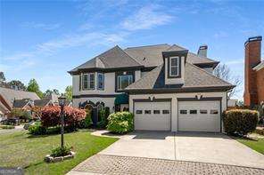 341 Declaire Way NE in Marietta, GA - Building Photo