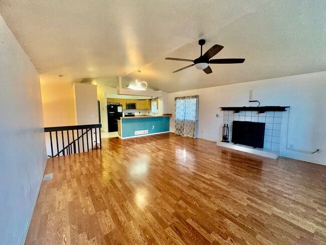 1220 Woodstock Dr in Palmer, AK - Building Photo - Building Photo