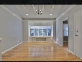 146 Clarke Ave in Jersey City, NJ - Building Photo - Building Photo