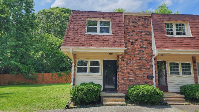 716 Shawnee Dr in Burlington, NC - Building Photo - Building Photo