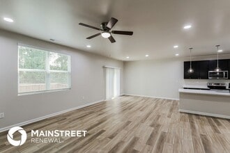 11930 Wooden Trace Dr in Louisville, KY - Foto de edificio - Building Photo