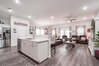 1208 Denison Ave in Cleveland, TX - Building Photo - Building Photo