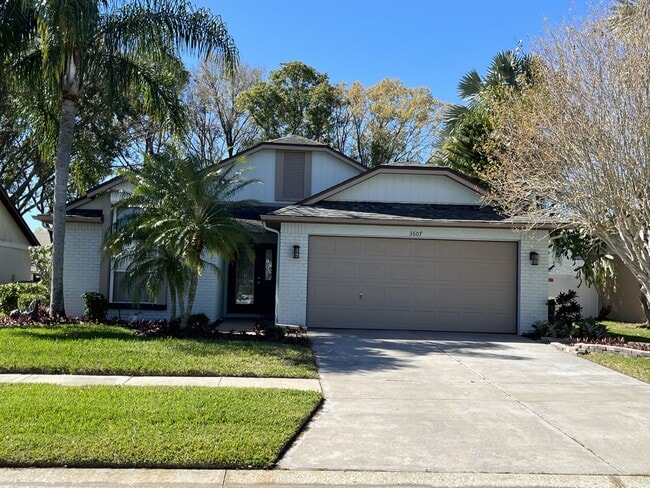 3607 Cresta Ct in Sun City Center, FL - Building Photo - Building Photo