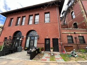 28 Seaverns Ave, Unit 11 in Boston, MA - Building Photo - Building Photo