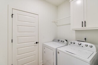 1107 W 9th Ave in Stillwater, OK - Building Photo - Building Photo