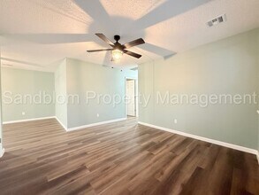 4915 Greenan Dr in Sand Springs, OK - Building Photo - Building Photo