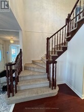 2 Kentsdale Dr in Ottawa, ON - Building Photo - Building Photo