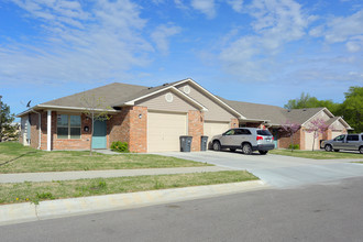 Cherokee Meadows in Tulsa, OK - Building Photo - Building Photo