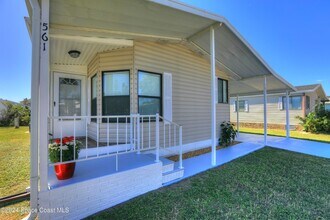 561 Dolphin Cir in Sebastian, FL - Building Photo - Building Photo