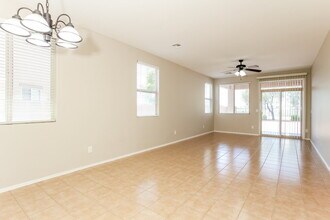 1072 S 177th Dr in Goodyear, AZ - Foto de edificio - Building Photo