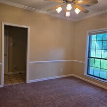 1670 Rambling Brook Ln in Prattville, AL - Foto de edificio - Building Photo