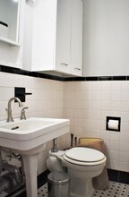 21 Beacon St, Unit 9L in Boston, MA - Building Photo - Building Photo