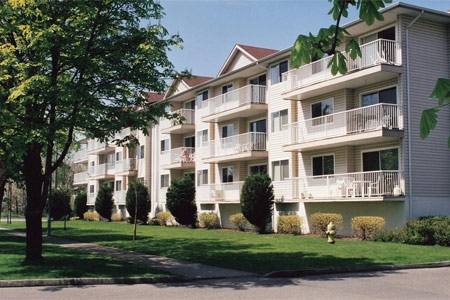 Plaza 200 Apartments in Langley, BC - Building Photo