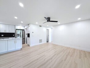 4941 Sable Pine Cir in West Palm Beach, FL - Building Photo - Building Photo