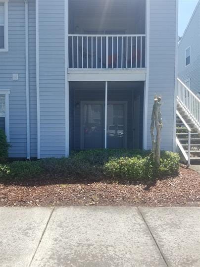 property at 1222 Bermuda Lakes Ln