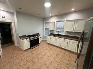 141 Ashley St in Hartford, CT - Building Photo - Building Photo