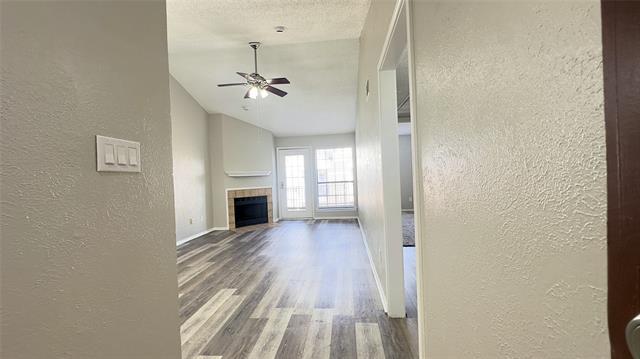 9601 Forest Ln in Dallas, TX - Foto de edificio - Building Photo