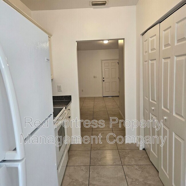 19251 Tangerine Rd in Ft. Myers, FL - Building Photo - Building Photo
