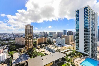 1515 Liona St in Honolulu, HI - Building Photo - Building Photo