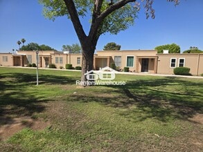 10005 W Thunderbird Blvd in Sun City, AZ - Building Photo - Building Photo