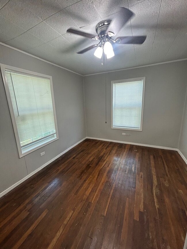 3613 N 24th St in Waco, TX - Building Photo - Building Photo