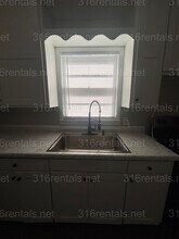 518.5 W 10th Ave in El Dorado, KS - Building Photo - Building Photo