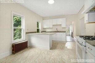 86 Elm St, Unit #2 in Somerville, MA - Building Photo