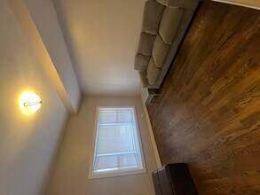 1332 N Western Ave, Unit 1 in Chicago, IL - Building Photo - Building Photo