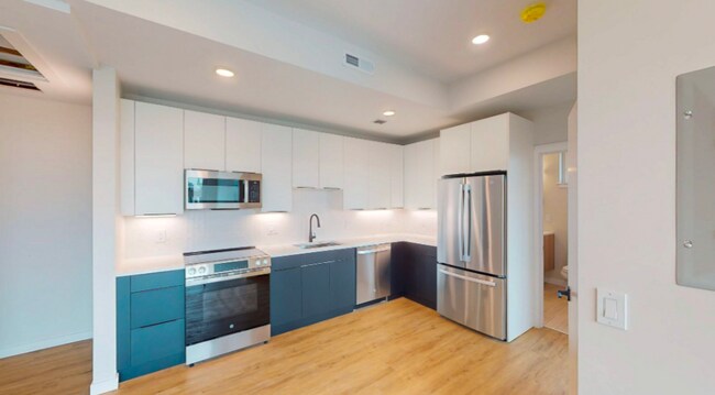 101 W Broadway in Boston, MA - Foto de edificio - Building Photo