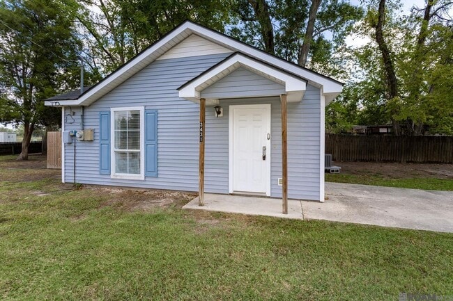 property at 3431 Brightside Dr