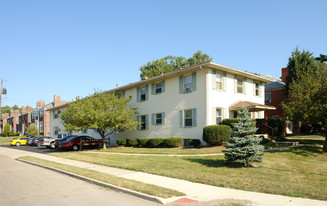 1541 Northwest Blvd Apartments