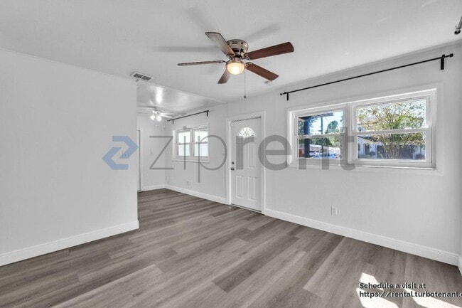 property at 3321 W Iowa Ave